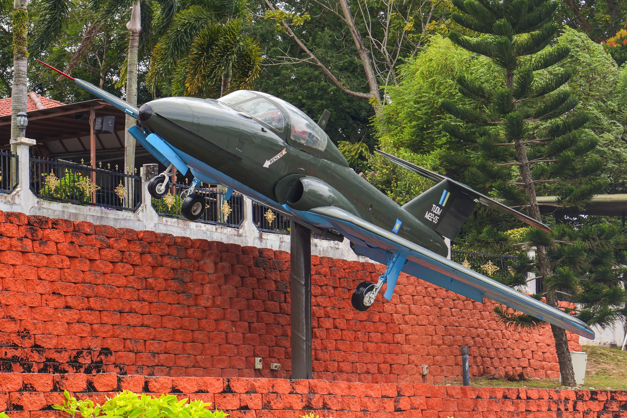 Representative view of Canadair CL-41 Tutor / Tebuan family.