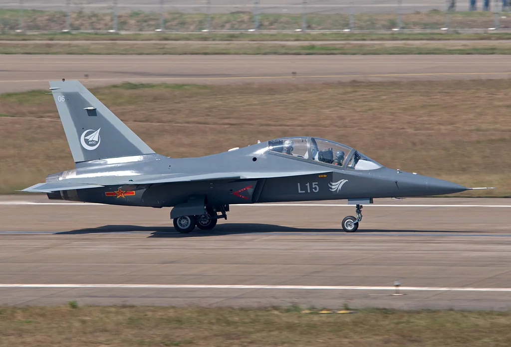 Representative view of Hongdu L-15 Falcon armed family.