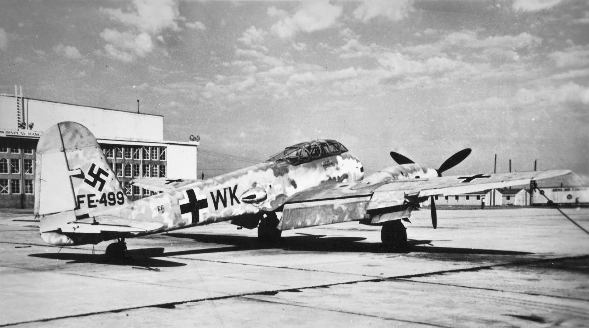 Representative view of Messerschmitt Me 410 Hornisse.
