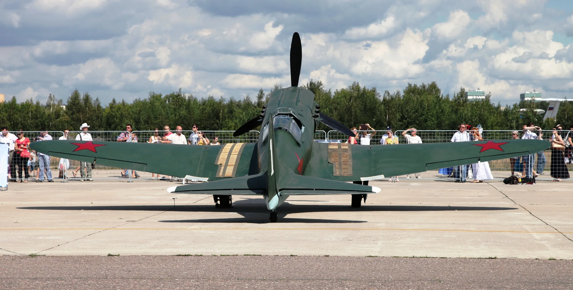 Representative view of Mikoyan-Gurevich MiG-1 / MiG-3 family.