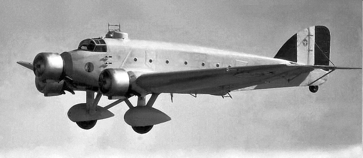 Representative view of Savoia-Marchetti SM.81 Pipistrello.