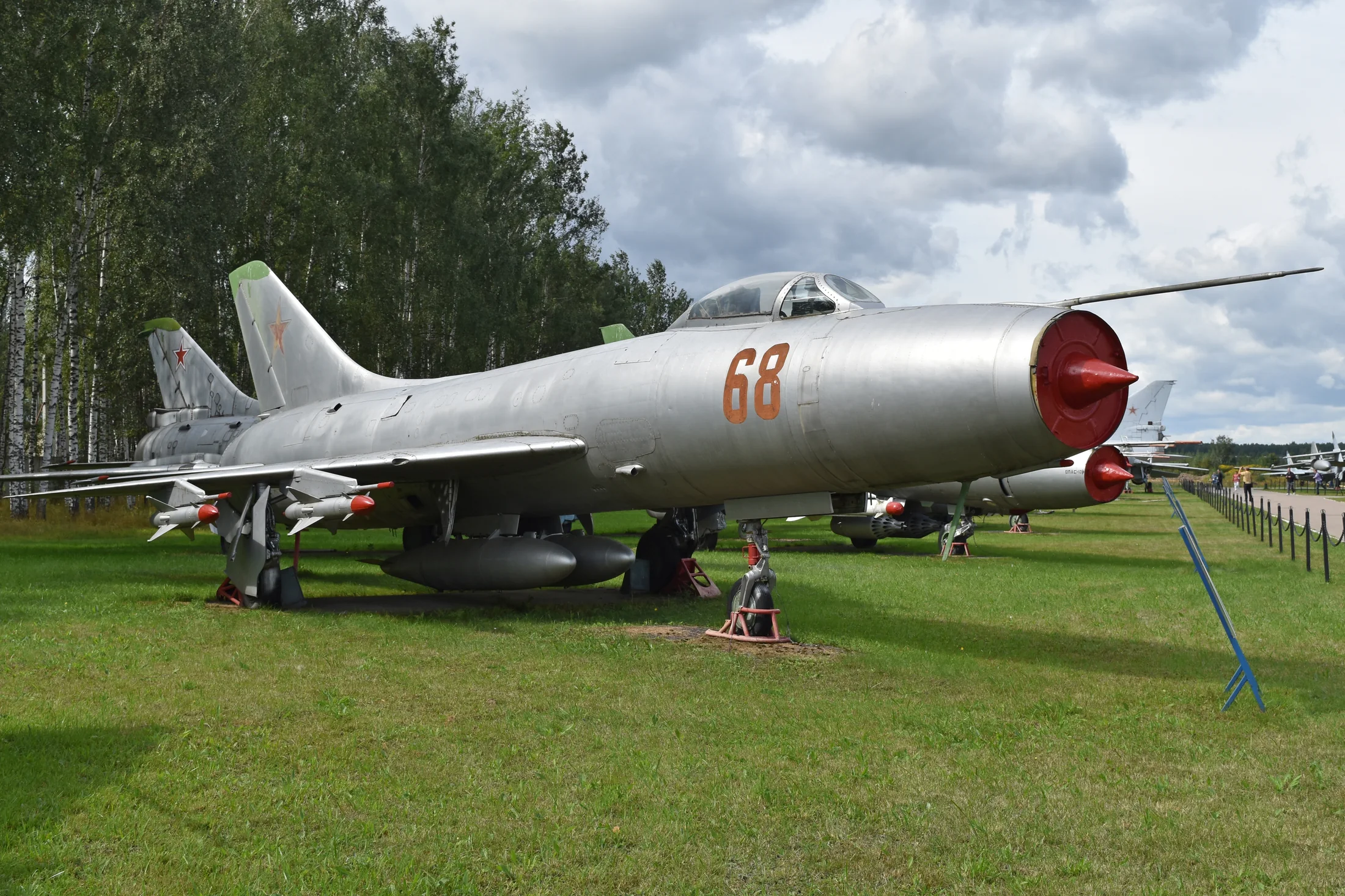 Representative view of Sukhoi Su-9.